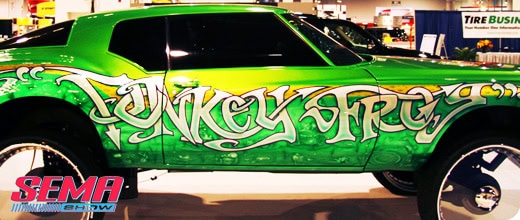 SEMA 2007: огромные, упругие и яркие