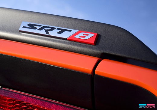 Dodge Challenger SRT8