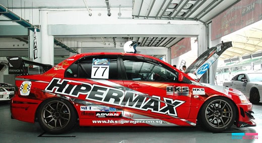 Mitsubishi Lancer Evolution VIII HKS CT230R