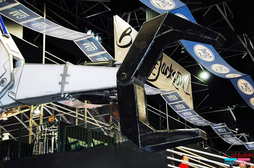 Barrett-Jackson 2008: Robosaurus