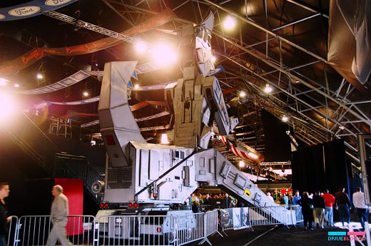 Barrett-Jackson 2008: Robosaurus