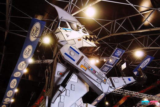 Barrett-Jackson 2008: Robosaurus