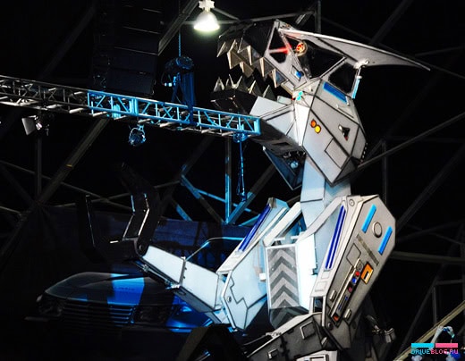 Barrett-Jackson 2008: Robosaurus