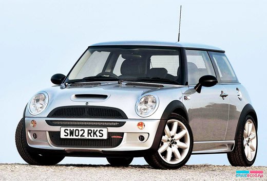 MINI Cooper S John Cooper Works with Aerodynamic Kit (2003)