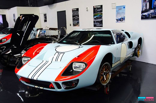 Superformance Showroom 2008