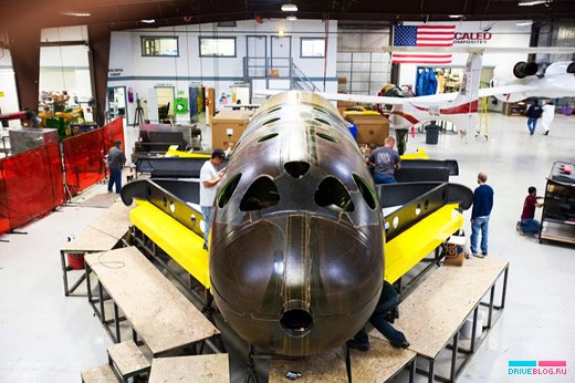 Virgin Galactic SpaceShipTwo & WhiteKnightTwo