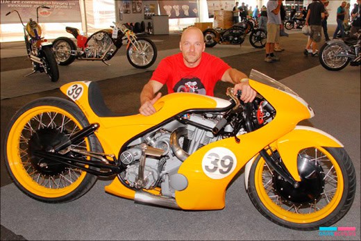 Goldammer Goldmember