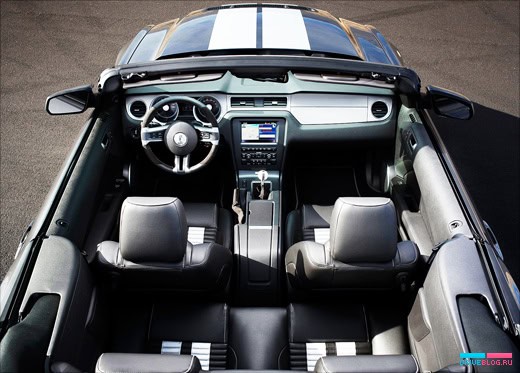 Ford Mustang Shelby GT500 Convertible
