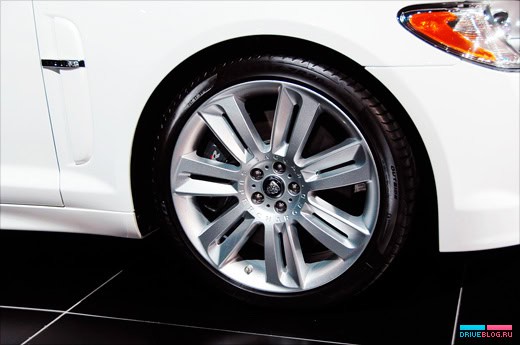 NAIAS 2009: Jaguar XFR