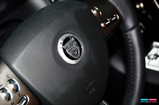 NAIAS 2009: Jaguar XFR