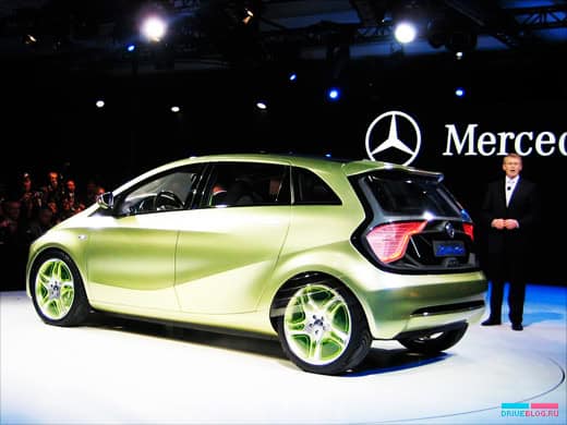 NAIAS 2009: Mercedes-Benz Concept BlueZERO