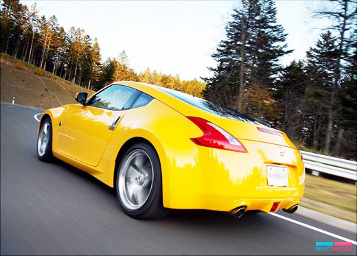 Nissan 370Z Coupe
