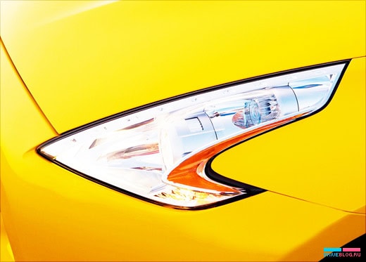 Nissan 370Z Coupe
