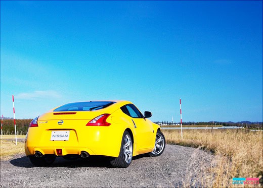 Nissan 370Z Coupe
