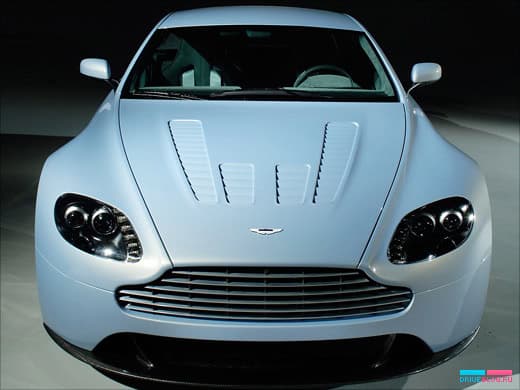 Aston Martin V12 Vantage RS Concept