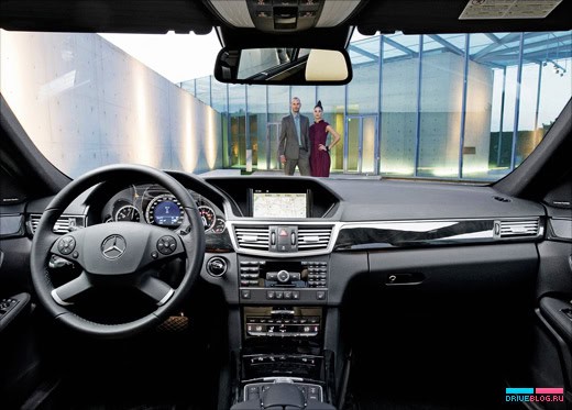 Mercedes-Benz E-Class Saloon