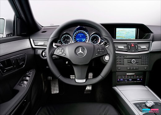 Mercedes-Benz E-Class Saloon