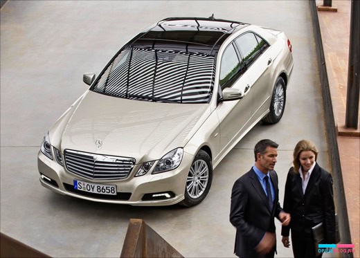 Mercedes-Benz E-Class Saloon