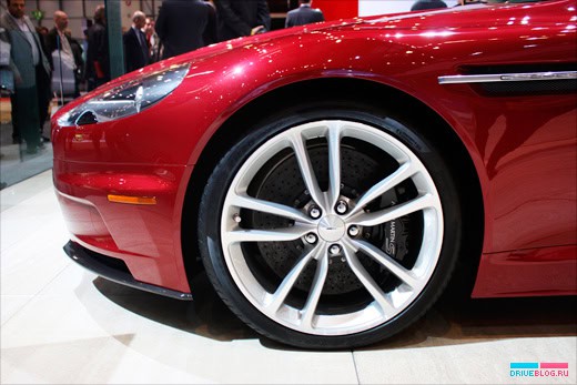 Geneva Motor Show 2009: Aston Martin DBS Volante