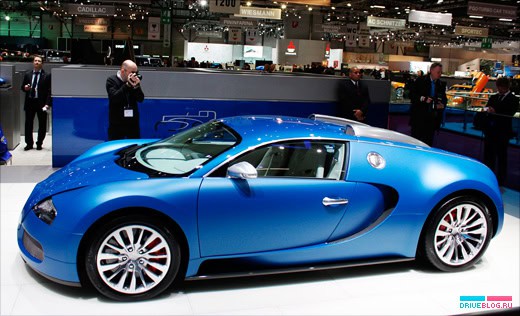 Geneva Motor Show 2009: Bugatti Veyron Bleu Centenaire