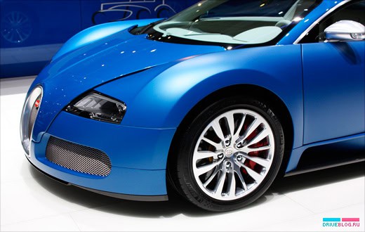 Geneva Motor Show 2009: Bugatti Veyron Bleu Centenaire