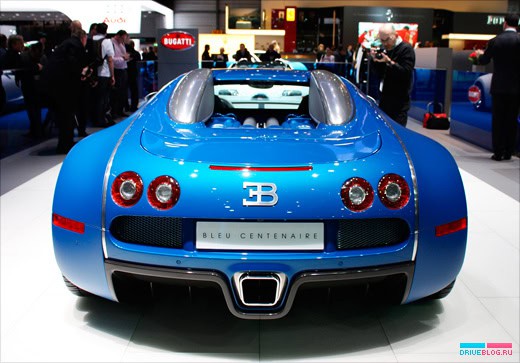 Geneva Motor Show 2009: Bugatti Veyron Bleu Centenaire