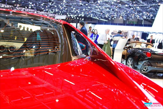 Geneva Motor Show 2009: Ferrari 599 GTB Fiorano HGTE