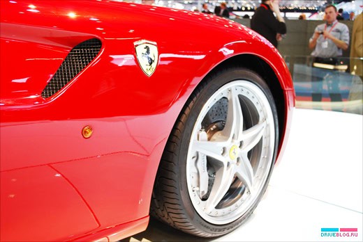 Geneva Motor Show 2009: Ferrari 599 GTB Fiorano HGTE