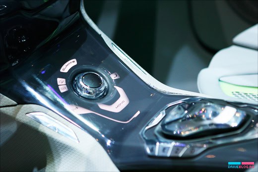 Geneva Motor Show 2009: Ford iosis MAX