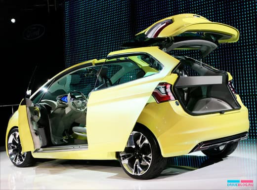 Geneva Motor Show 2009: Ford iosis MAX