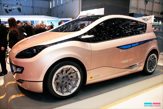 Geneva Motor Show 2009: Magna Steyr Mila EV