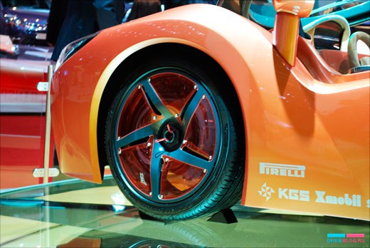 Geneva Motor Show 2009: Rinspeed iChange и E2