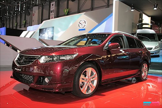Geneva Motor Show 2009: Honda Accord Tourer Type-S