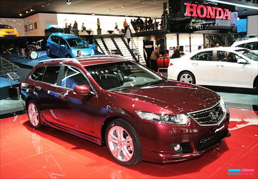 Geneva Motor Show 2009: Honda Accord Tourer Type-S