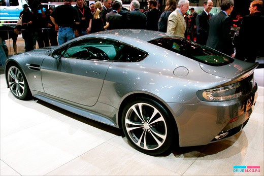 Geneva Motor Show 2009: Aston Martin V12 Vantage