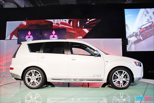 NYIAS 2009: Mitsubishi Outlander GT Prototype
