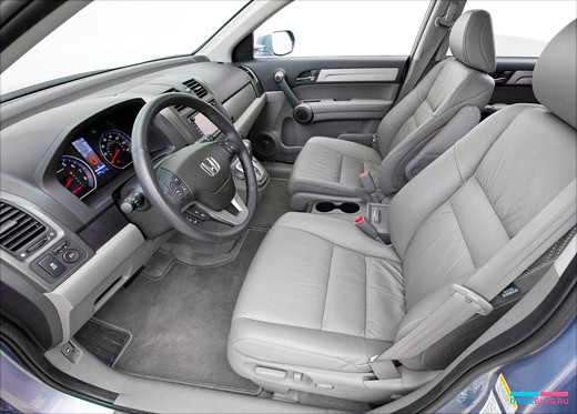 Honda CR-V немного обновилась и подтянулась