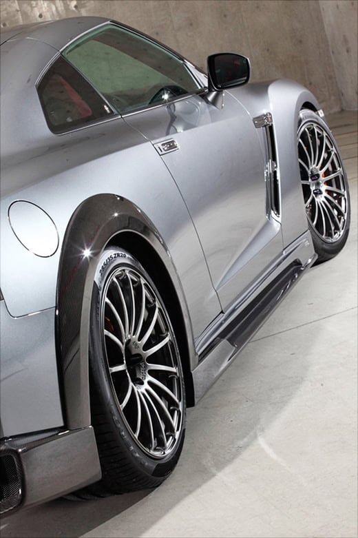 Tokyo Auto Salon 2010: Tommy Kaira Nissan GT-R Silver Wolf Edition Ebbrezza-R