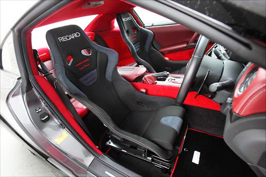 Tokyo Auto Salon 2010: Tommy Kaira Nissan GT-R Silver Wolf Edition Ebbrezza-R