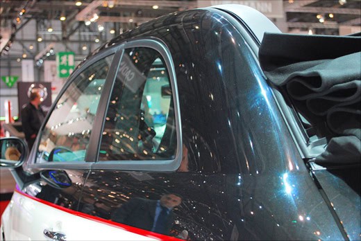 Geneva Motor Show 2010: Fiat 500C Abarth