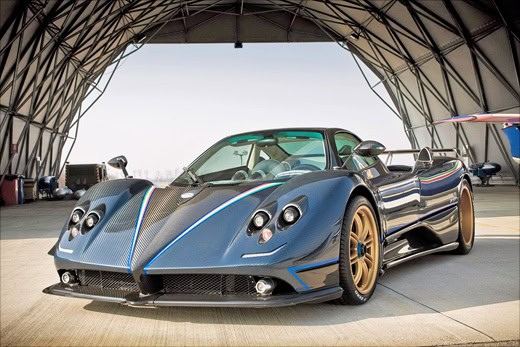 Geneva Motor Show 2010: Pagani Zonda Tricolore
