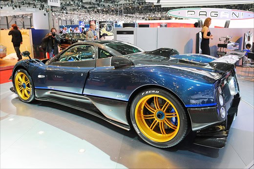 Geneva Motor Show 2010: Pagani Zonda Tricolore