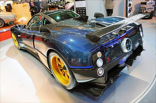 Geneva Motor Show 2010: Pagani Zonda Tricolore