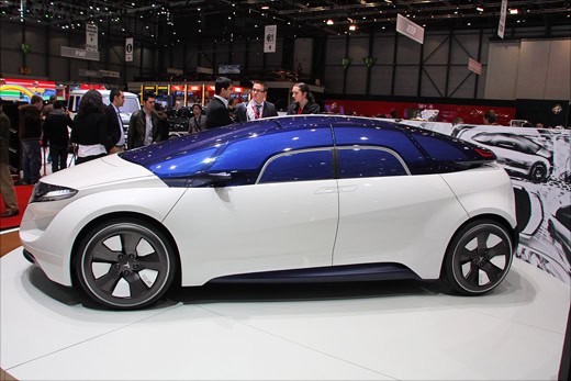 Geneva Motor Show 2010: Tesla EYE от IED