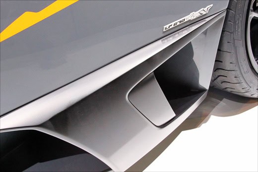 Beijing 2010: Lamborghini Murcielago LP 670-4 SuperVeloce China Limited Edition