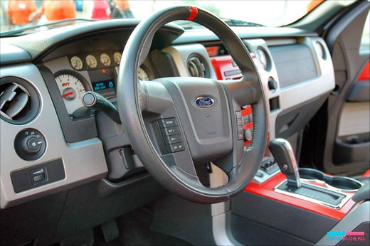 Ford F-150 SVT Raptor