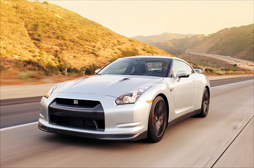 Nissan GT-R