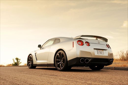 Nissan GT-R