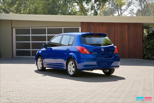Nissan Versa