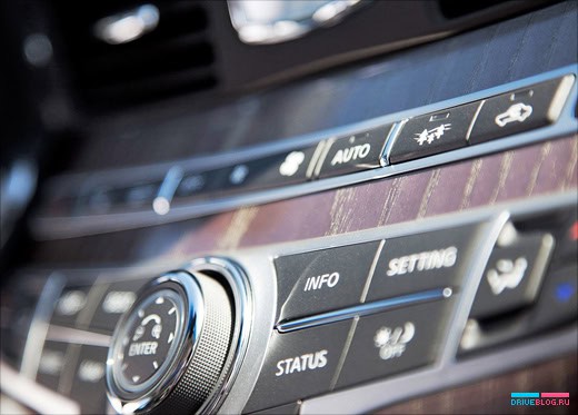 Infiniti M37